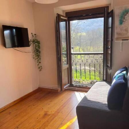 فيلا Pantin Corao Casa Rural Onís المظهر الخارجي الصورة