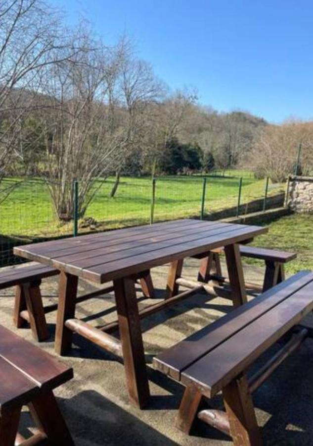 فيلا Pantin Corao Casa Rural Onís المظهر الخارجي الصورة